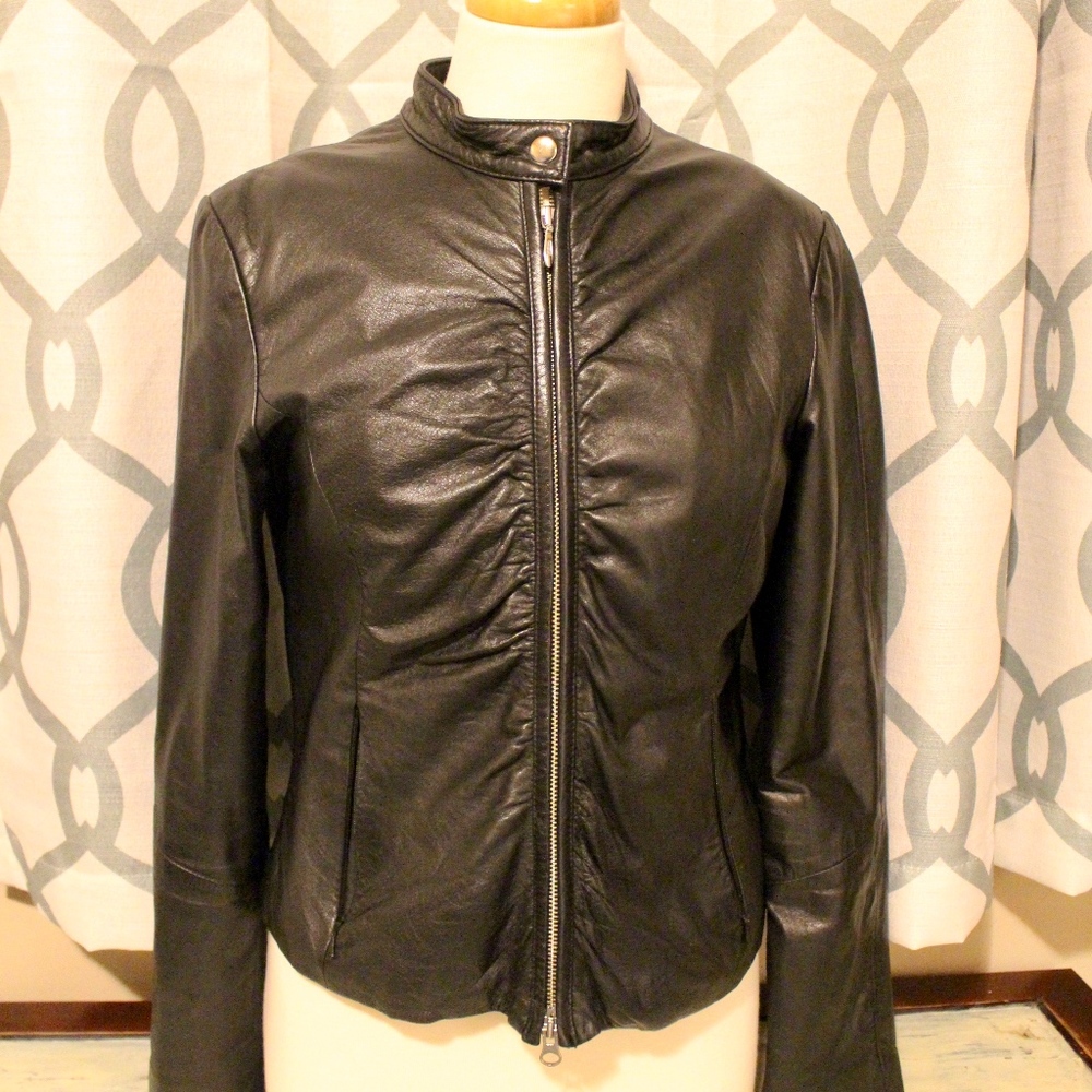 Wilsons Maxima Women's Leather Jacket, Size Medium